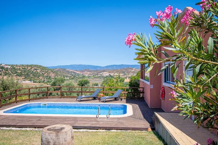Countryside Oasis Near Silves • Private & Peaceful - Algarve
