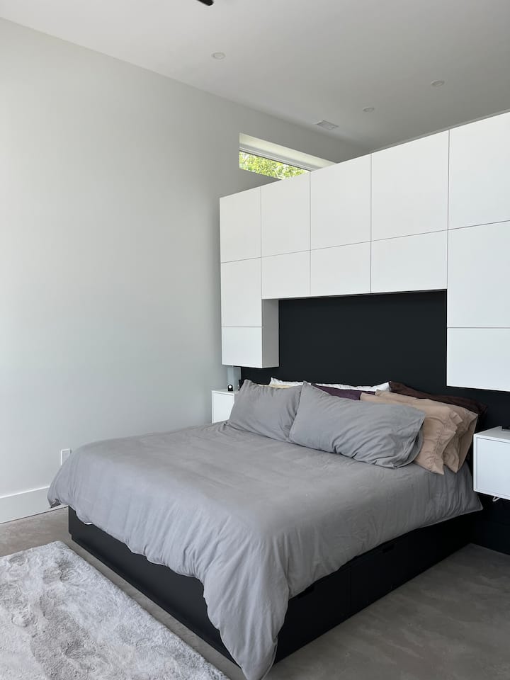 საძინებელი 1