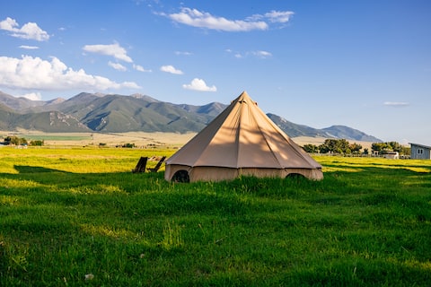 Glamping-Queen Beds-Cow Trough Tub