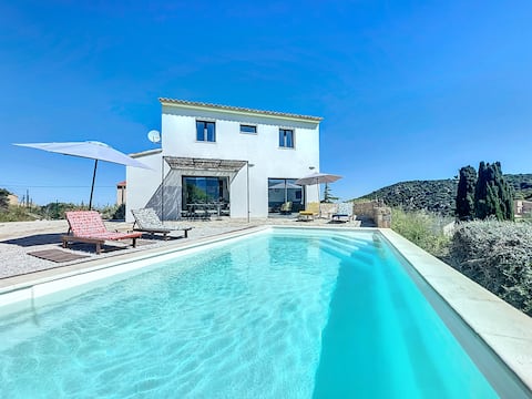 Brand new house with heated pool, beautiful view