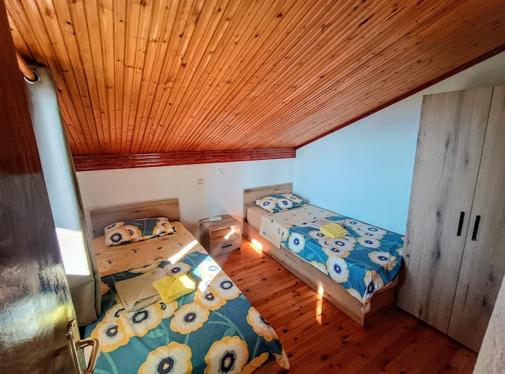 Dhomë gjumi 4