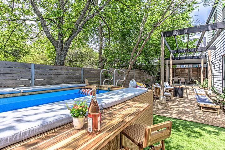 High-End 7 BDRM I Downtown Austin I Pool/Clubhouse gallery image 2