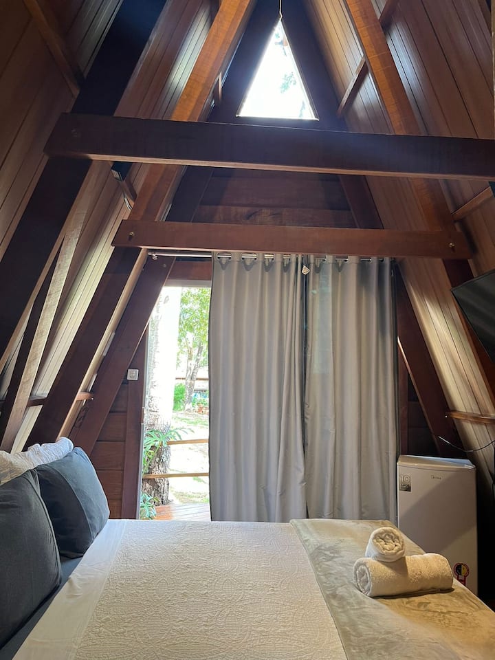queen Bed Room Photo