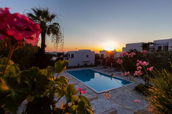 Calypso Mykonos Town (Sea View) gallery image 2