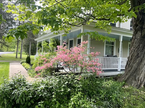 Cherry Creek Cottage - Cooperstown