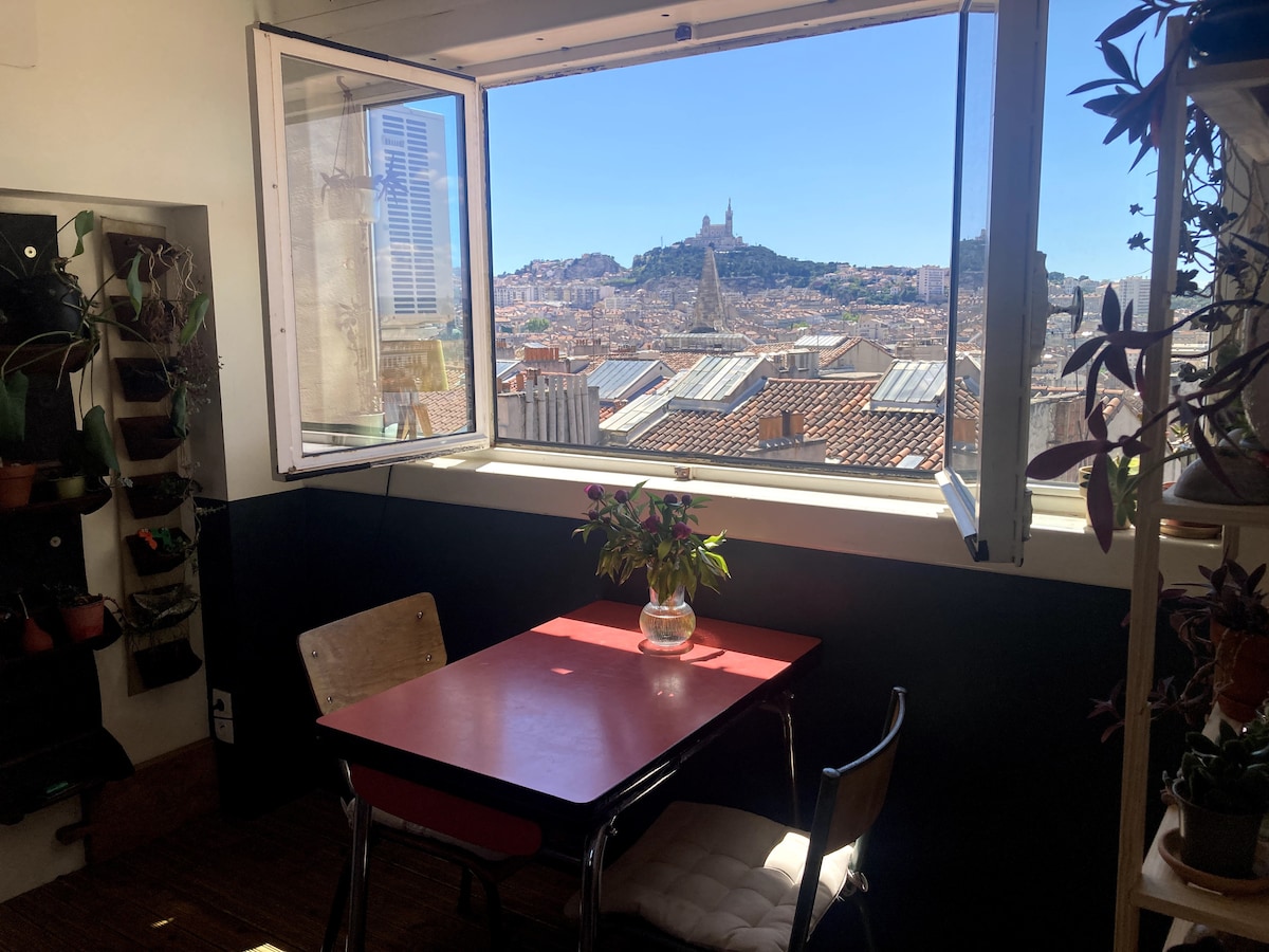 Propriété Airbnb réussie: View of city and sea à Marseille 6e Arrondissement
