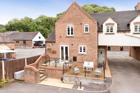 Salthouse Cottage in Ironbridge