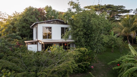 Meeshels Cabin at Finca Victoria