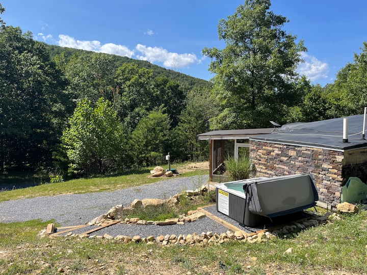 Adults Only - Secluded Mountainside Dome Retreat