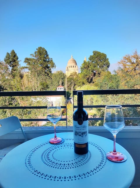 Beautiful view, air conditioning and heating