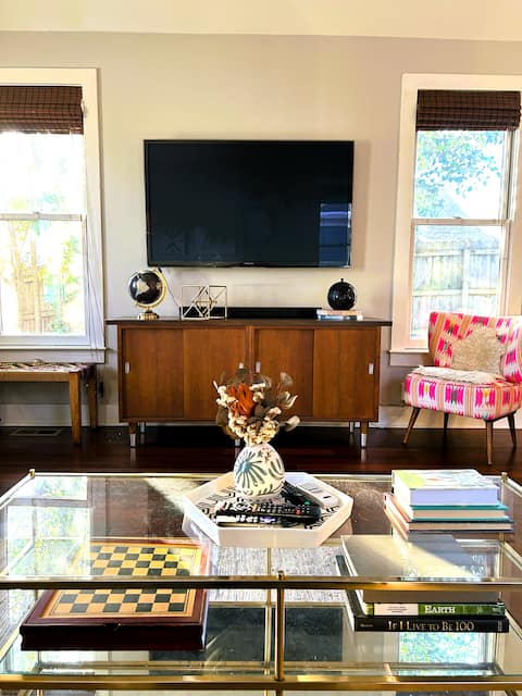 Top Airbnb: Historic Downtown Home - Raleigh in South Park
