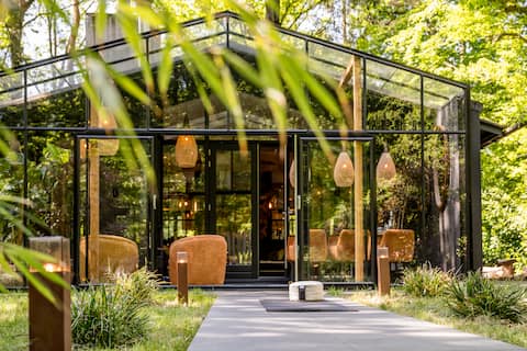 Boutique Bungalow No.3 met sauna, hottub en boskas