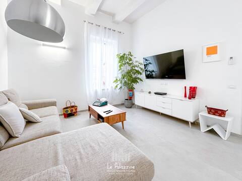Central Elite Apartment in Tropea