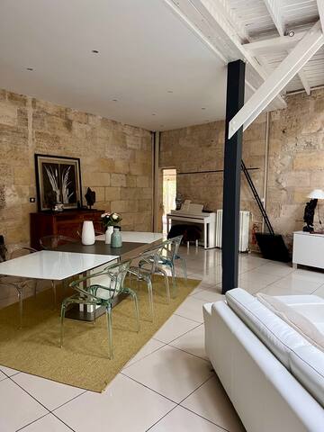 Loft avec piscine gallery image 4