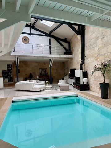 Loft avec piscine