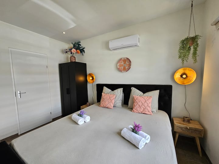 เตียงสปริงบ็อกซ์หรูขนาด 180x200 ม. 