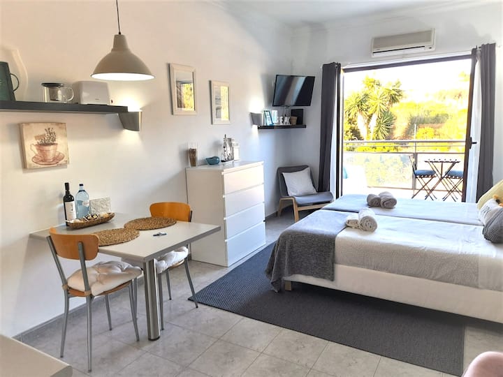 Ericeira-hello Summer Studio-balcony-a/c - Ericeira