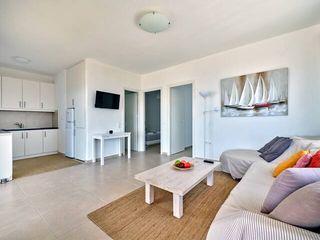 Aegean Escape gallery image 5