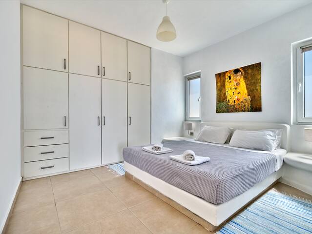 Aegean Escape gallery image 2