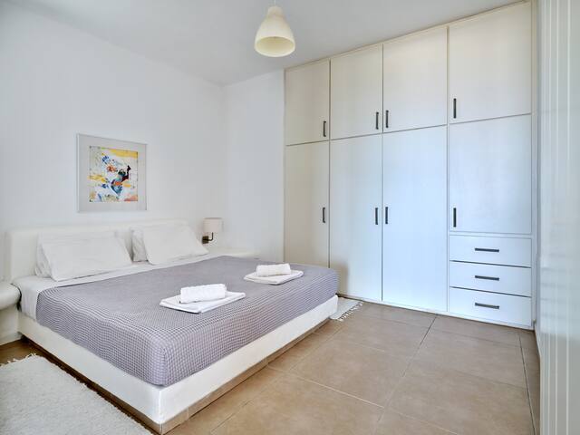 Aegean Escape gallery image 3