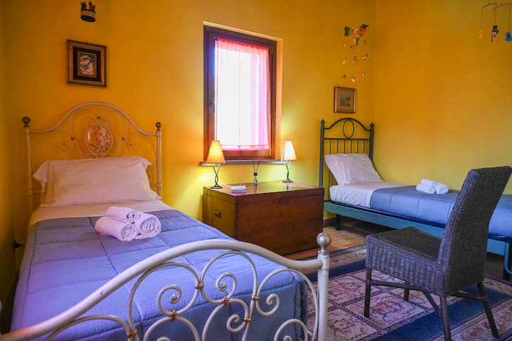 غرفة النوم 2