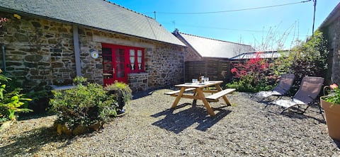 "Chez Lolo" cottage, Crozon peninsula (2 pers.)
