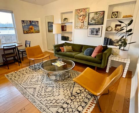 Enchanting 2 BR + Office/BR in Heart of Town