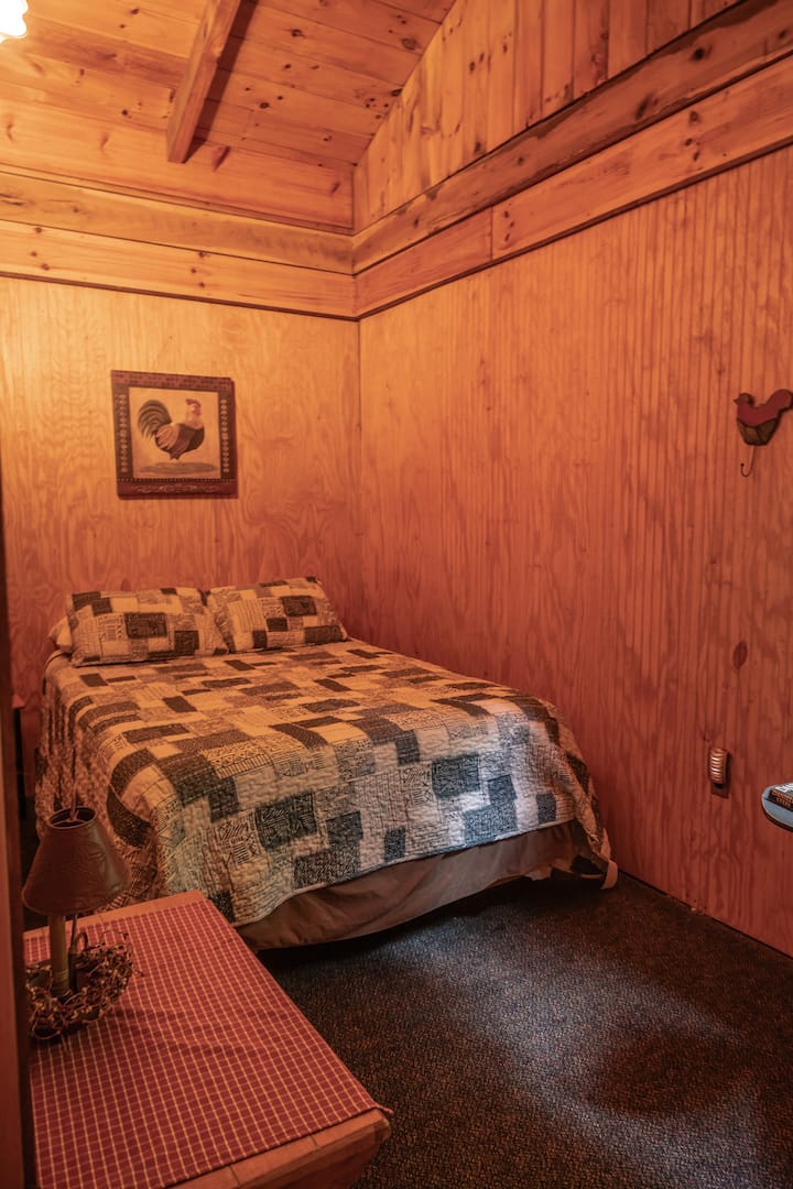 Спалня №1 с двойно легло.