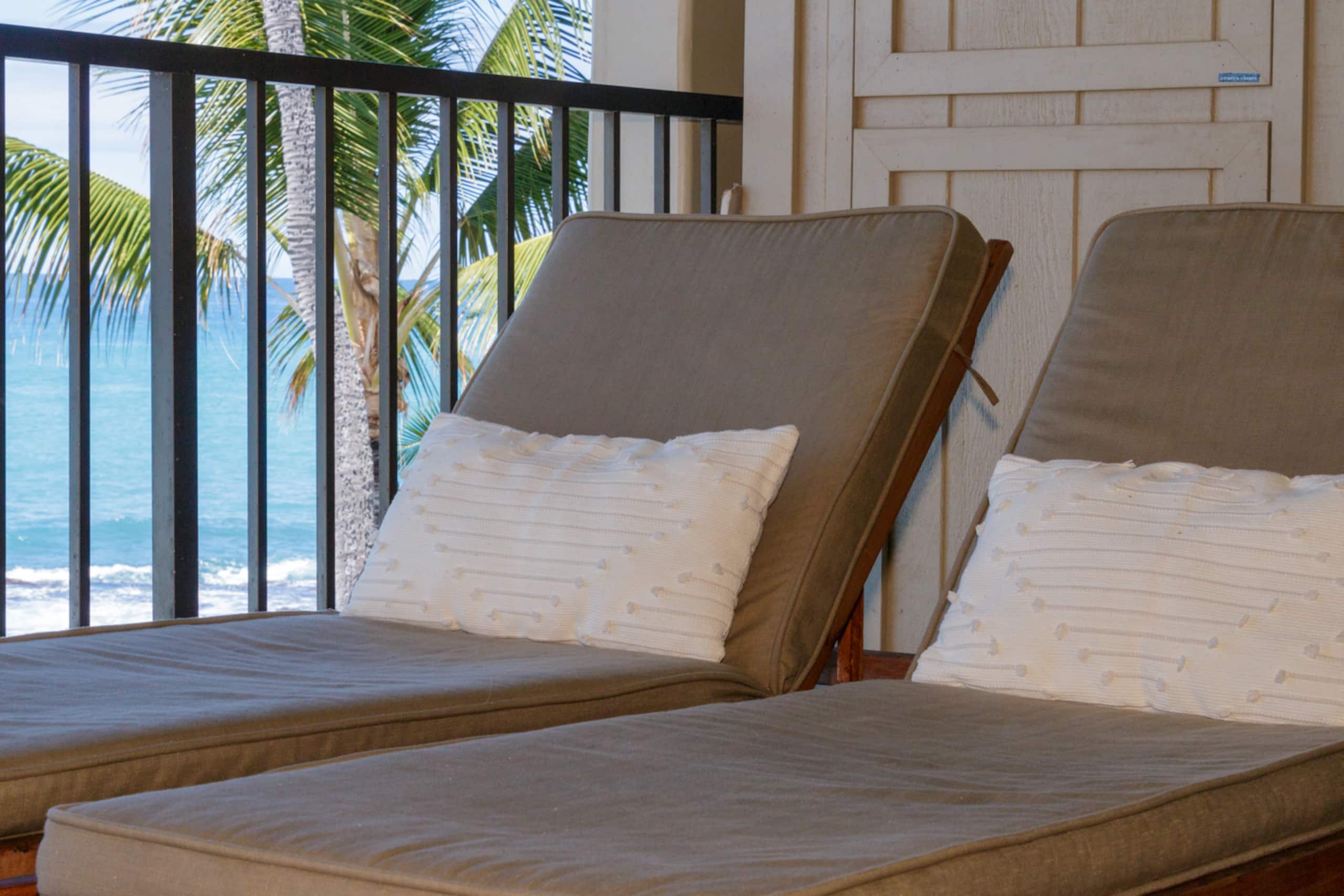 Condo in Kailua-Kona · ★4.99 · 2 bedrooms · 3 beds · 2 baths - Image 31
