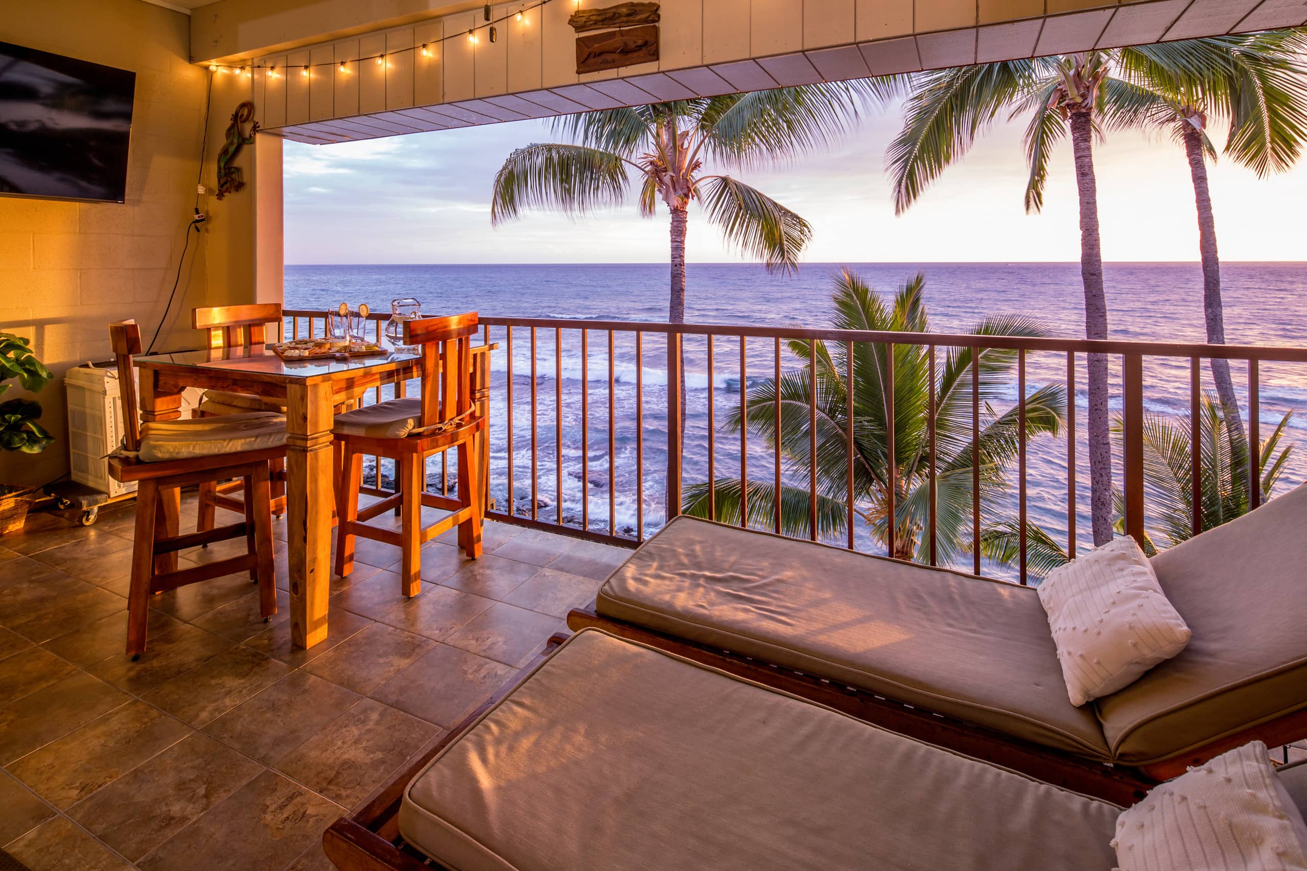 Condo in Kailua-Kona · ★4.99 · 2 bedrooms · 3 beds · 2 baths - Image 37