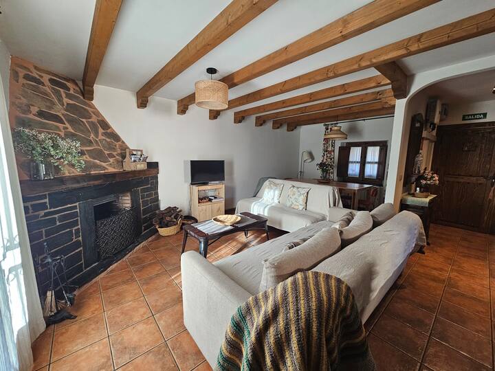 Casa Rural En Sauceda, (Cáceres) - Pinofranqueado