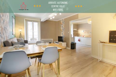 * Loutrein Lodge * City Center - Quiet - WiFi