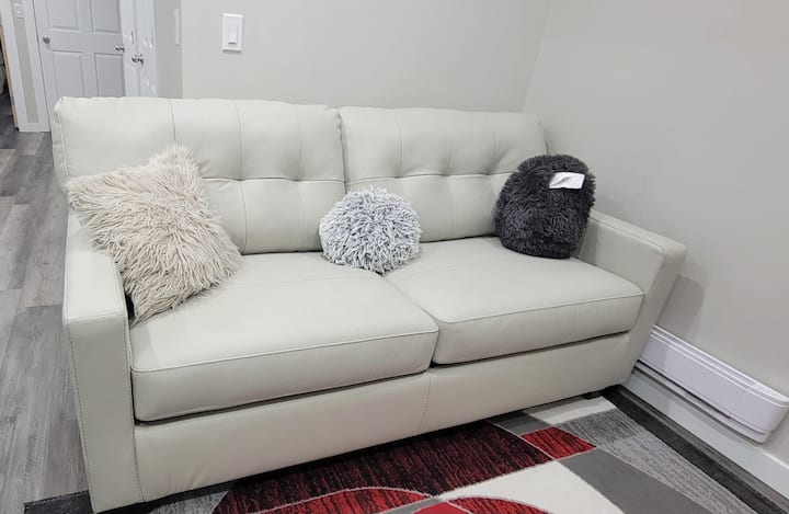 Goshen Home; New And Comfy Legal Basement Suite - Saskatoon