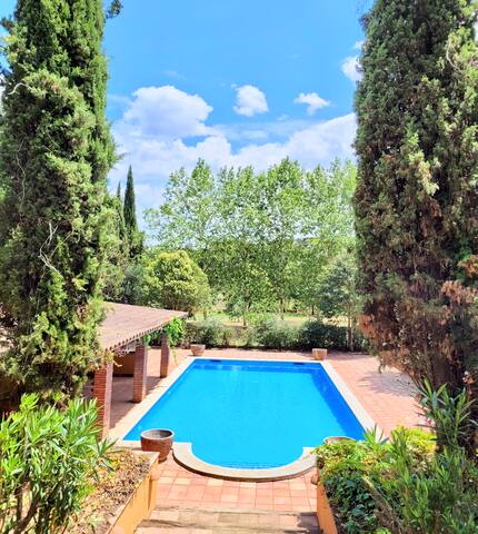 Casa en el Ampurdán. gallery image 2