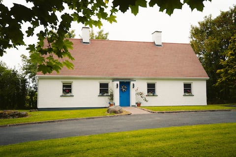 Longford Holidays Blue Sky Self Catering Cottage