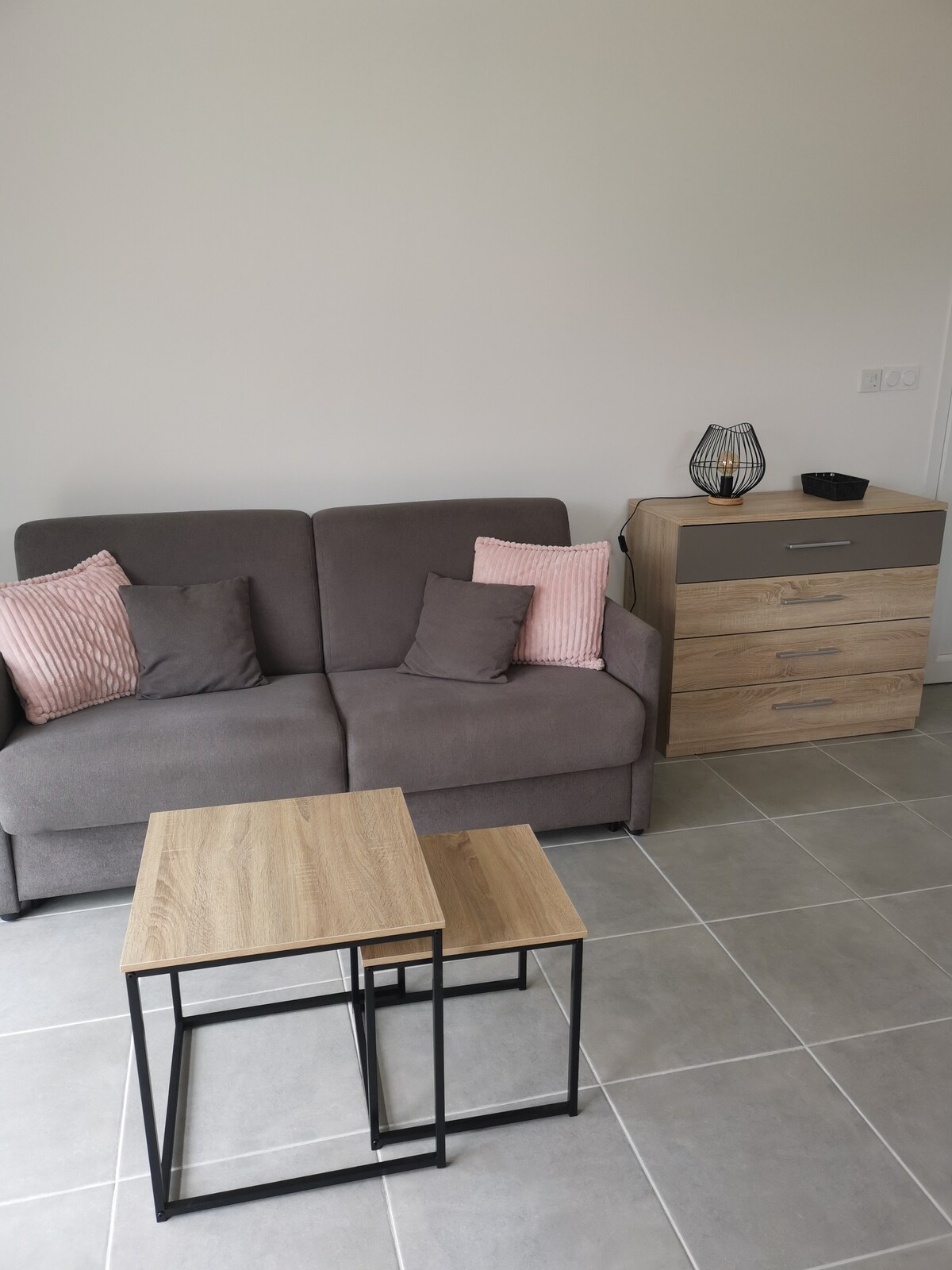 Popular Airbnb listing: The Cozy Hunt in La Teste De Buch