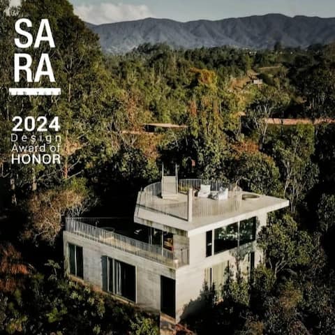 Architectural Award Winning Home - Lakeside, Views
