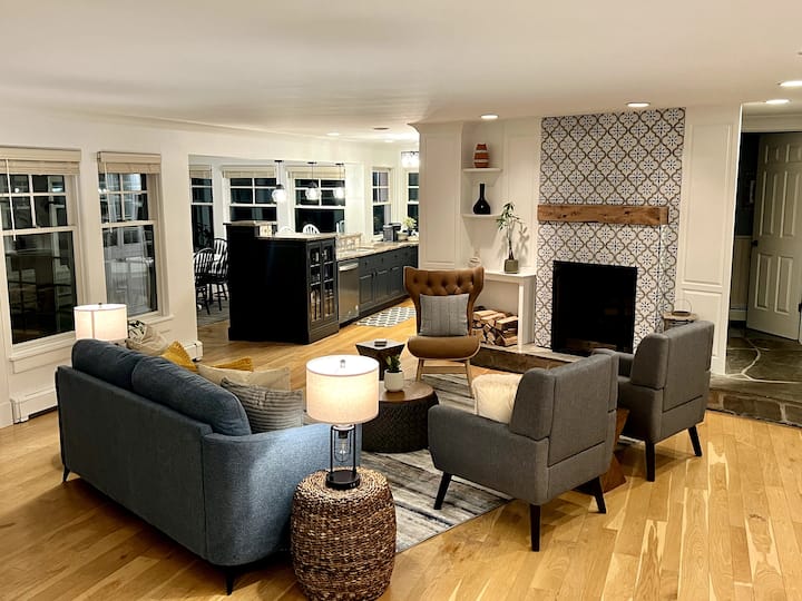 Updated! Charming Craftsman On The Lake - Shell Lake, Maple City