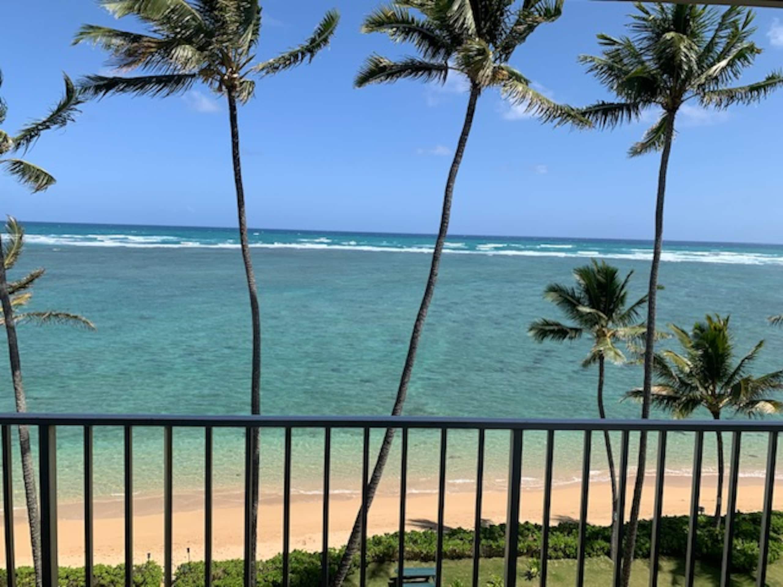 Condo in Hauula · ★4.88 · 1 bedroom · 3 beds · 1 private bath - Image 30