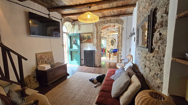 Proche Des 5 Terres, Maison De Village, Sa Piscine - Cinque Terre
