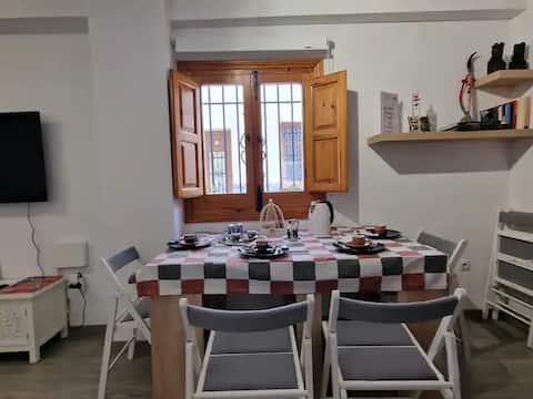Top performing Airbnb: Al-Sabika, stunning 3 bedroom house with views in Granada