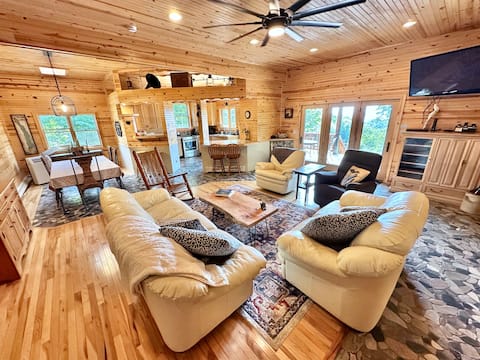 Links & Lakes Retreat | Torch Lake View | 4BR 5BA