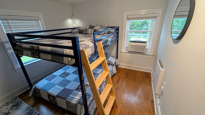 Air conditioned in the summer!