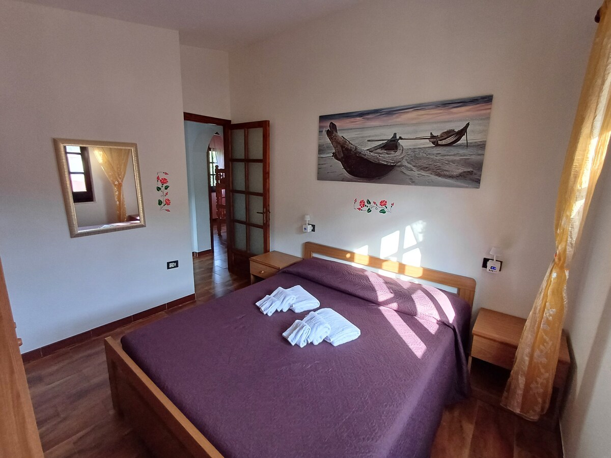 غرفة النوم 1