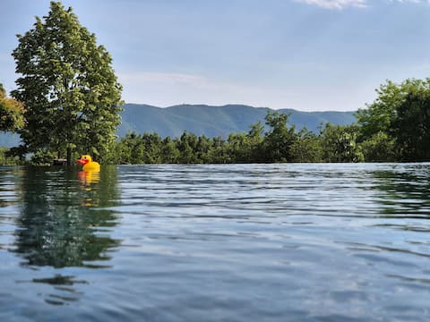Lou Damisello - Modern villa with swimming pool