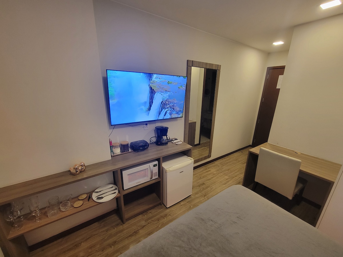 Popular Airbnb listing: Las Vegas Suite, 55" TV Barra da Tijuca, Riocentro in Barra Olímpica