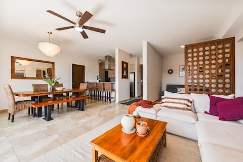 Popular Airbnb listing: Quiet Luxury on Gringo Hill in Bahía De Banderas
