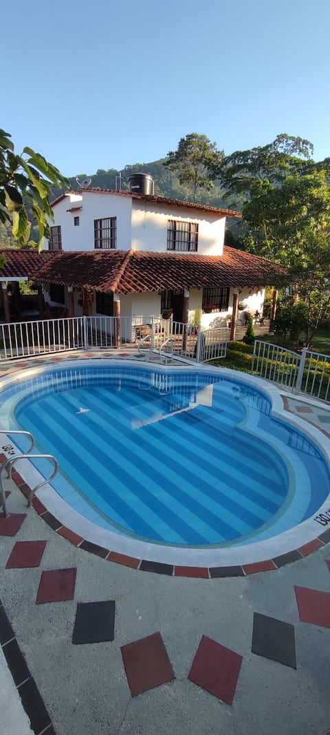 Beautiful family cabin
Villa Alejandro