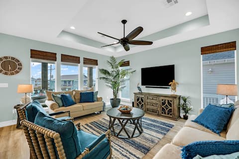 New! 5/5 Suites~Views~Firepit~GolfCart~TikiBar