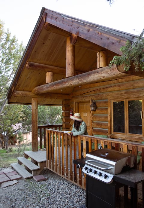 Yucca Cabin